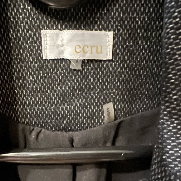 Suit jacket - Picture 2 of 3